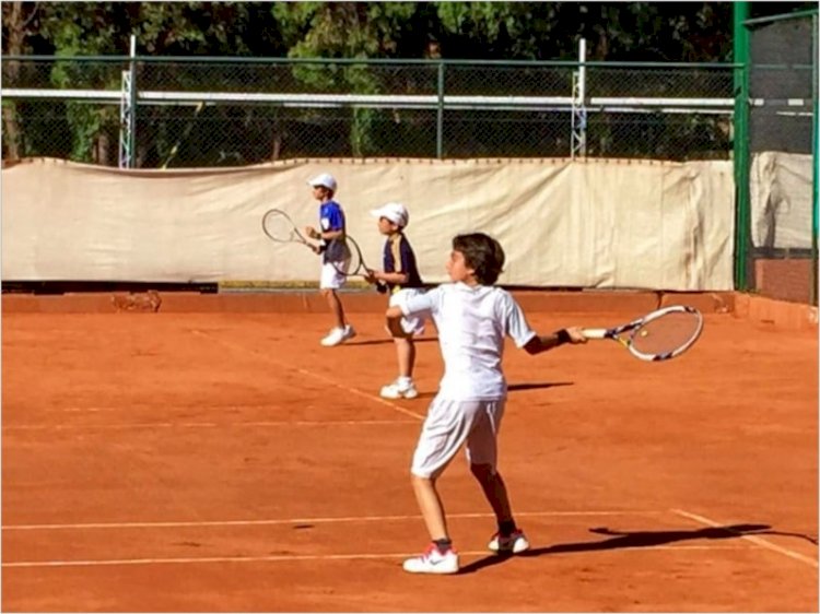 Minitenis y Escuela de Tenis